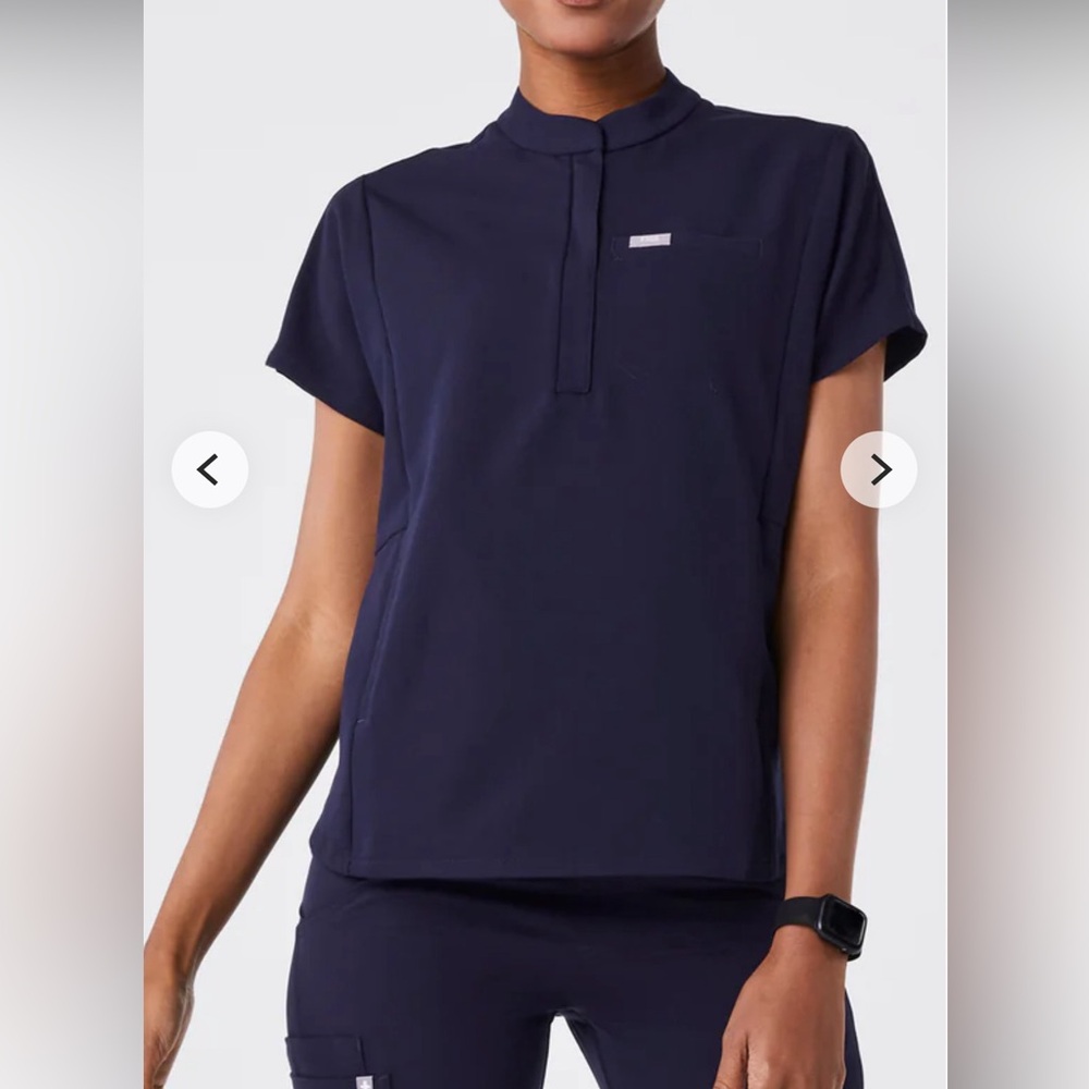 Figs Montez Scrub top